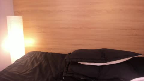 Madelaine  online show from April 3, 1:42 pm