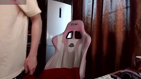 madelaines online show from May 27, 1:57 am