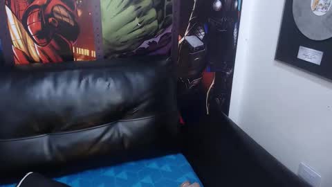 M A D I S O N online show from March 7, 1:12 am