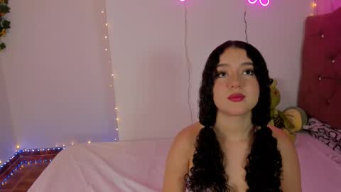 Snapshot of madison_pettis1 chatting on September 29, 3:44 am Madison online show from September 29, 3:44 am