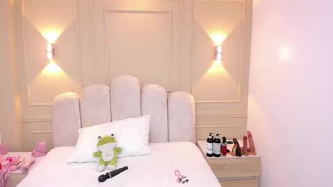 MADI  online show from March 18, 5:45 am