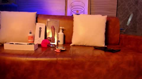 Madison Angel online show from November 7, 9:42 pm