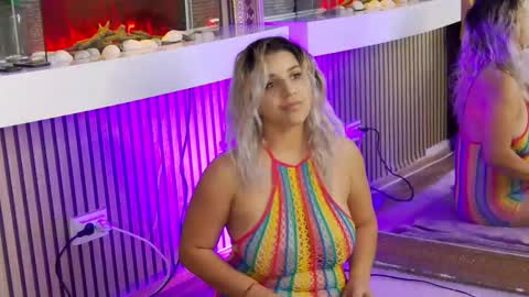 madisonrusso online show from November 21, 11:45 am