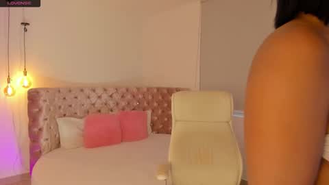 Madisson Davon online show from January 7, 10:46 pm