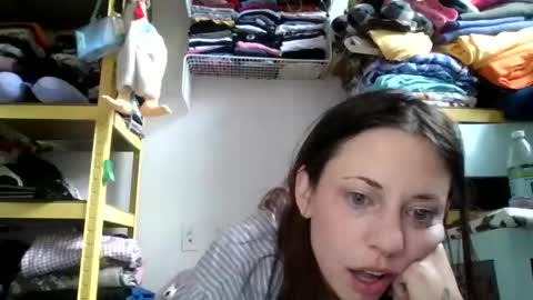 Snapshot of maedaybaby chatting on September 30, 12:33 pm maedaybaby online show from September 30, 12:33 pm