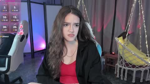 MaeFairy online show from December 19, 7:40 am