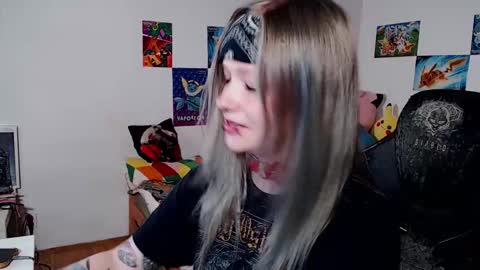 Magdalene Swaggy online show from October 10, 10:25 pm