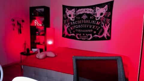 Magic Allie online show from March 5, 8:15 pm