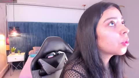 Angela online show from November 24, 12:29 pm