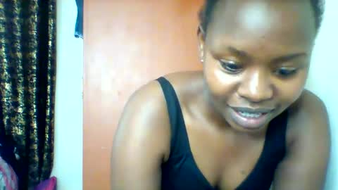Snapshot of magic_bliss chatting on October 9, 7:51 pm Bliss online show from October 9, 7:51 pm