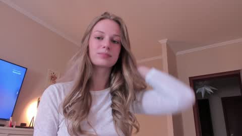 Alice  online show from March 11, 10:30 am