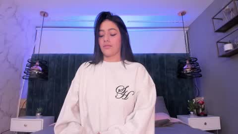 Isa  online show from October 24, 11:39 am