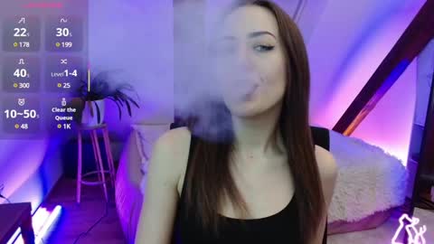 Snapshot of magic_zooey chatting on March 10, 1:00 pm Zooey online show from March 10, 1:00 pm