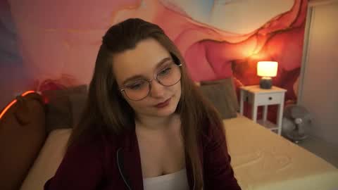 Emily online show from October 8, 12:53 pm