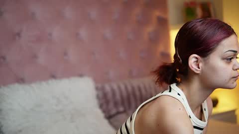  Maia  online show from April 19, 8:55 pm