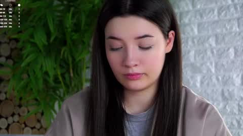 Lucy online show from March 24, 3:34 am