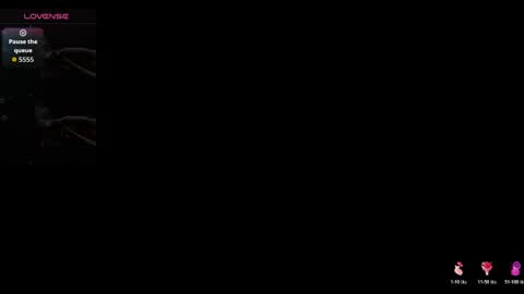 maily00 online show from May 3, 7:28 pm