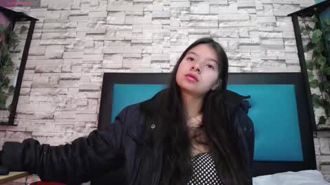  MAILY CAN  online show from September 13, 12:35 pm