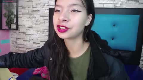  MAILY CAN  online show from September 20, 1:31 pm