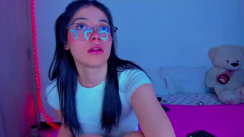 Snapshot of majo_gallego chatting on March 5, 1:21 am majito online show from March 5, 1:21 am