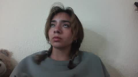 majo_gomezz online show from October 24, 1:45 am