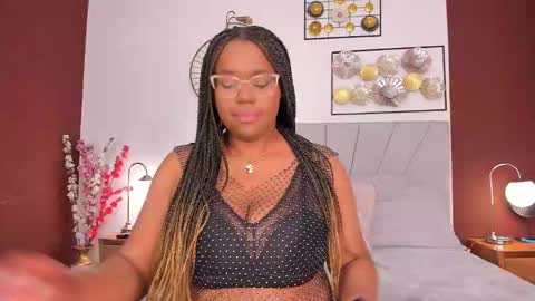 makena online show from October 7, 3:11 am