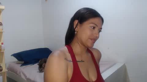 Snapshot of makennaa_1 chatting on February 10, 9:04 am MAKENNAA online show from February 10, 9:04 am