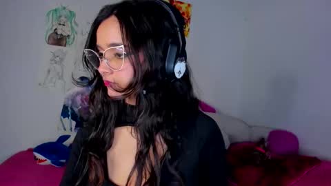 Maki Sins online show from February 5, 1:08 am