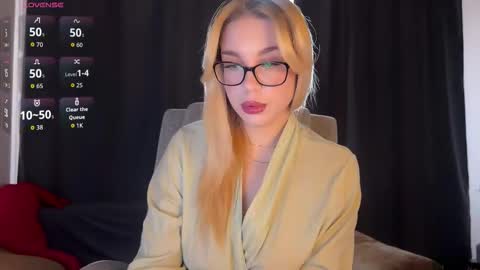 maksisisia online show from February 16, 1:22 pm