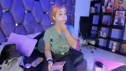 maky_coss online show from April 13, 1:12 pm