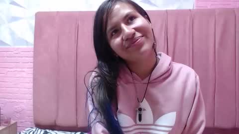 maldyhot303av online show from February 3, 2:53 am