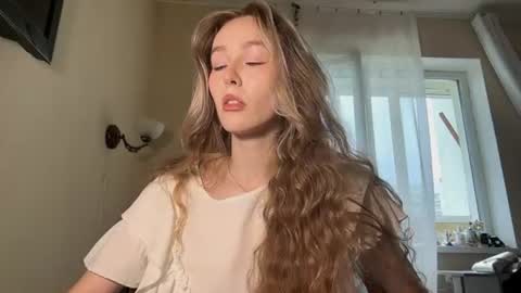 Alice online show from July 6, 2:44 pm