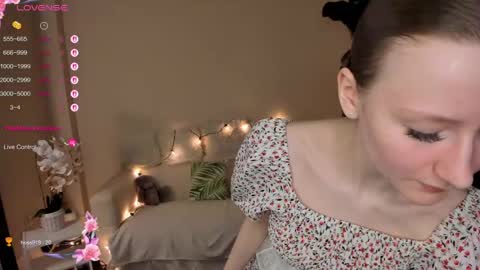 Lilit online show from April 17, 3:58 pm