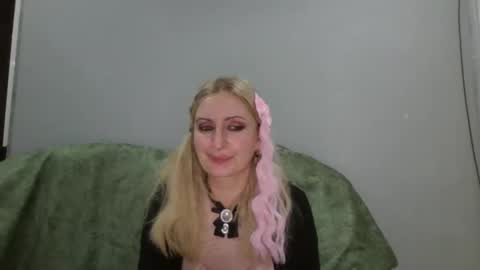 Malte Lili online show from February 11, 9:03 pm