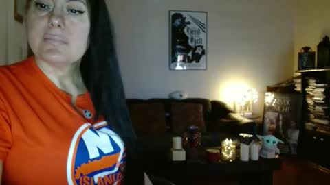 mandaloriangirlsfight online show from February 1, 7:12 pm