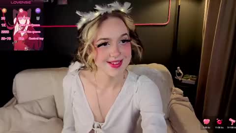 Luna online show from March 22, 9:32 pm