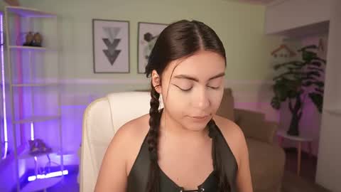 Mandy Collins online show from April 16, 11:43 am