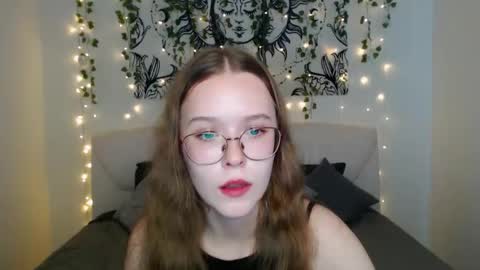 Mandy online show from September 18, 3:10 pm