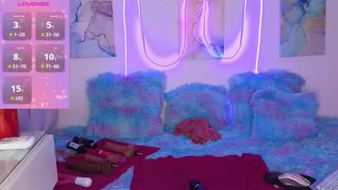 Mane Summers online show from October 25, 3:47 am