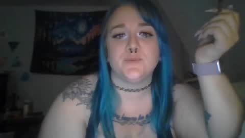 ManicPixiePop online show from November 8, 5:23 am