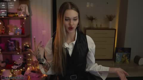 Amelie online show from December 4, 9:37 pm