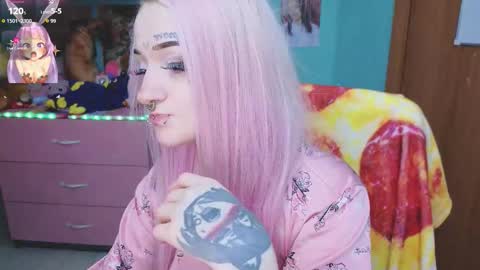 Snapshot of manuela_unicorn chatting on October 16, 8:11 pm Manuela online show from October 16, 8:11 pm