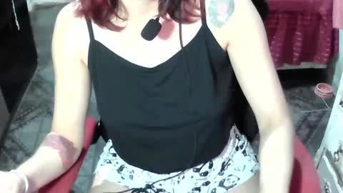 Manu Escarlate online show from October 5, 2:38 am