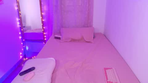     online show from February 20, 7:43 am