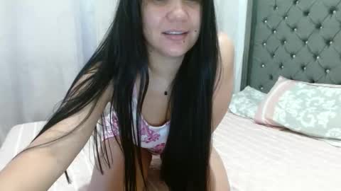 mara4sweet online show from November 29, 7:01 am