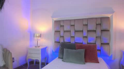 Mara online show from January 17, 2:39 am