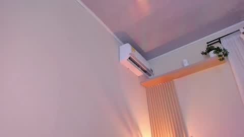 Mara  online show from February 9, 8:22 pm