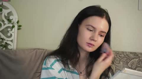 Marcelline online show from February 15, 3:53 am