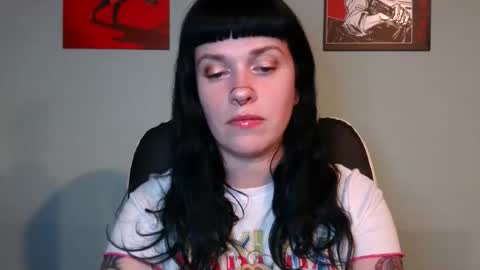 Snapshot of marcelinealtaria chatting on December 27, 5:52 am MarcelineAltaria online show from December 27, 5:52 am