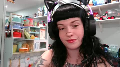 Snapshot of marcelinealtaria chatting on February 17, 3:58 am MarcelineAltaria online show from February 17, 3:58 am